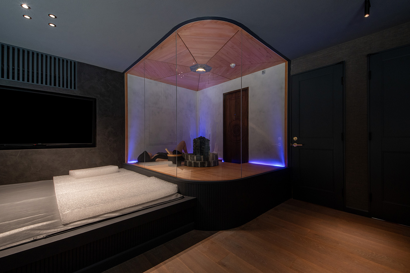 Private sauna at Kanako Penthouse in Tokyo