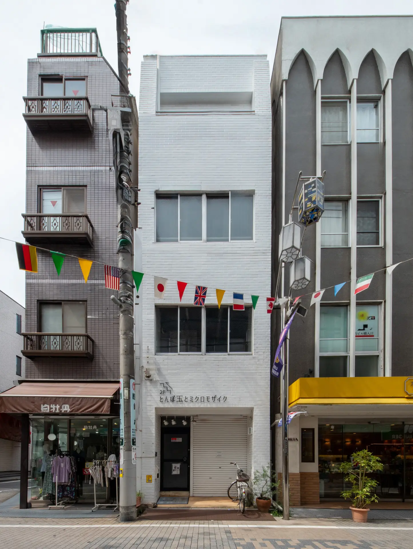 CF Higashi Jujo  18